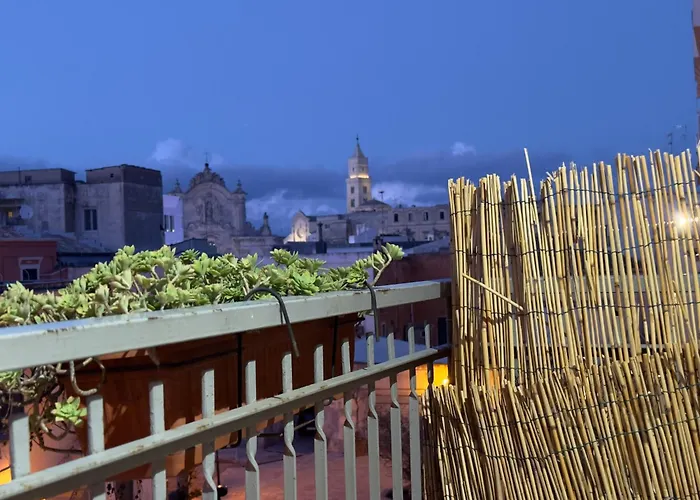 Bracco Rooms & Suites - Centro Storico Di